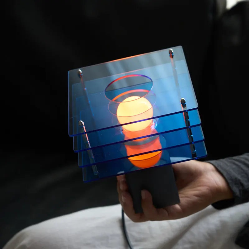 Luminária Futurista Aether